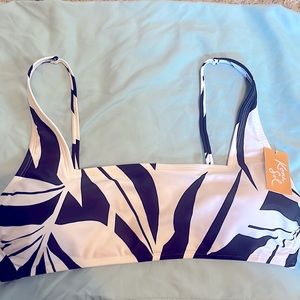 NWT! Kona Sol bathing suit top!